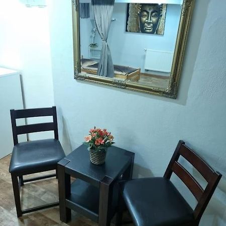 Simple Apartment Near Hockey & Football Arena Μπρατισλάβα Εξωτερικό φωτογραφία